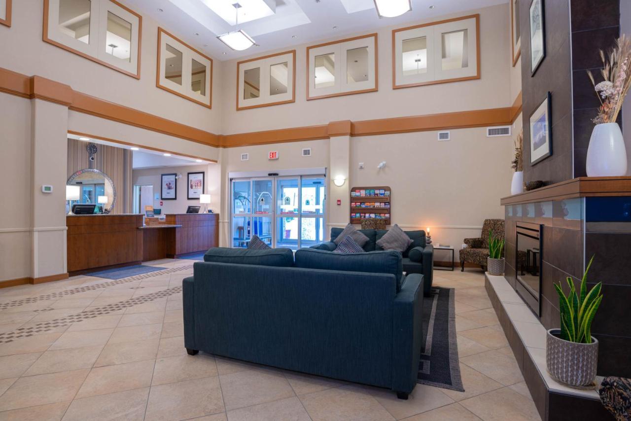Sandman Hotel And Suites Squamish Eksteriør billede