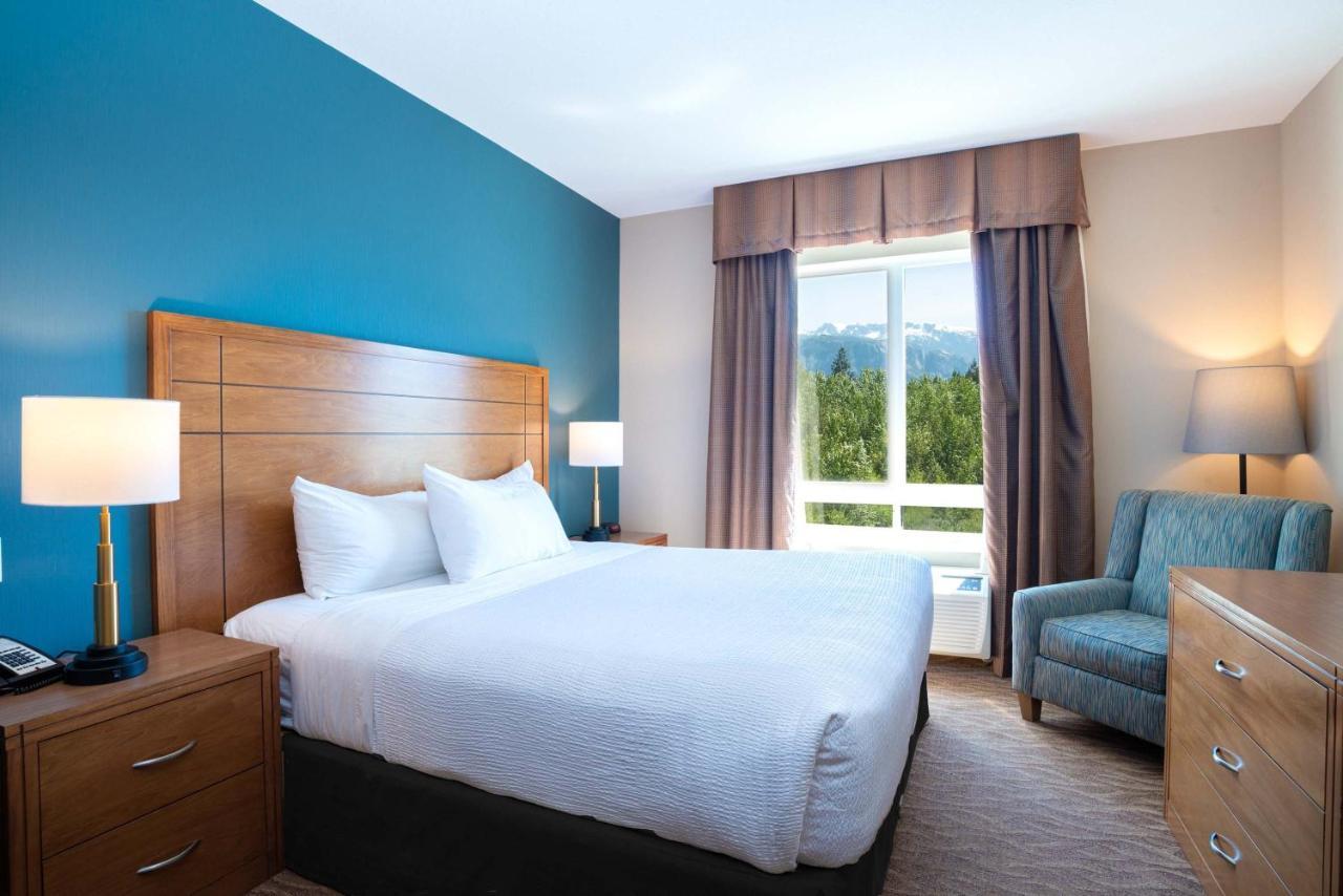 Sandman Hotel And Suites Squamish Eksteriør billede